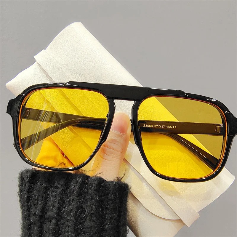 New Oversized Frame Sunglasses - огляд і ціна Vintage Fashion Brands