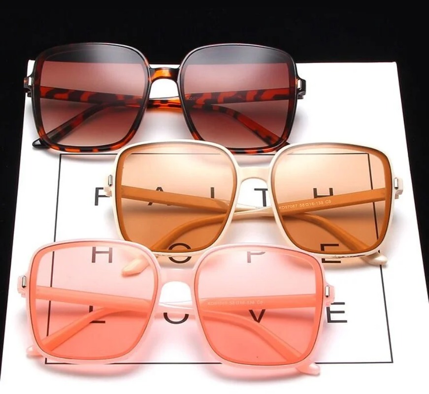 Vintage Oversized Square Sungl - огляд і ціна Vintage Fashion Brands