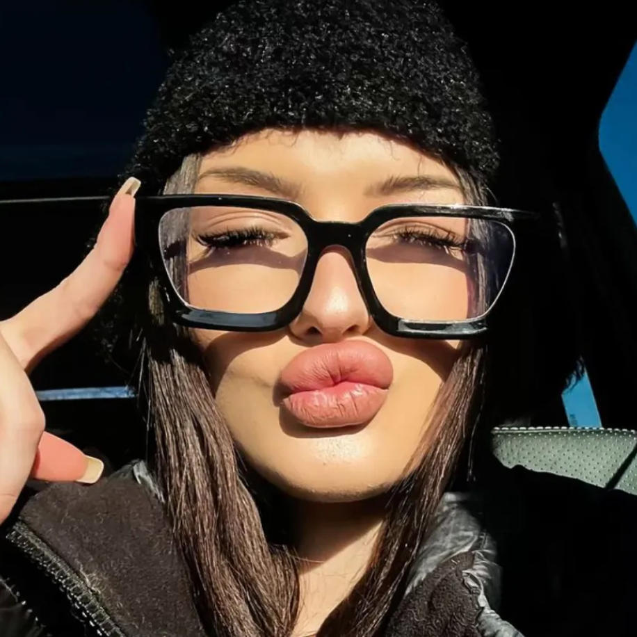 New Vintage Square Sunglasses  - огляд і ціна Vintage Fashion Brands