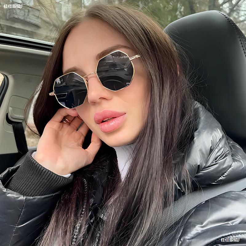 Square Polygon Metal Sunglasse - огляд і ціна Vintage Fashion Brands